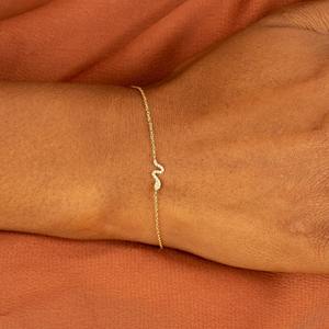 Bracelet Serpent en Or Massif 14K avec Diamants Naturels, Mini Bracelet Serpent Délicat, Bracelet Empilable, Bijoux Fins Minimalistes - Product Image 3