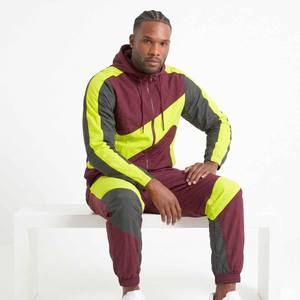 Conjunto de Chándal con Capucha de Poliéster Estampado Personalizado para Invierno, Cortavientos de Moda Urbana para Hombre, Venta al por Mayor para Minoristas de Moda de EE. UU. y Compradores al por Mayor - Product Image 3