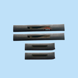Plaque <span class=keywords><strong>de</strong></span> <span class=keywords><strong>seuil</strong></span> <span class=keywords><strong>de</strong></span> <span class=keywords><strong>porte</strong></span> en plastique ABS couleur carbone pour D-Max 2020-202 Kit <span class=keywords><strong>de</strong></span> protection <span class=keywords><strong>de</strong></span> <span class=keywords><strong>porte</strong></span> <span class=keywords><strong>de</strong></span> marchepied <span class=keywords><strong>de</strong></span> <span class=keywords><strong>porte</strong></span> <span class=keywords><strong>de</strong></span> camionnette - Product Image 3
