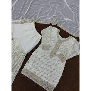 Fabzonefabindia présentant la nouvelle fête était belle broderie lourde fantaisie et haut de travail à paillettes de 5mm-Sharara avec Dupatta - Product Image 1