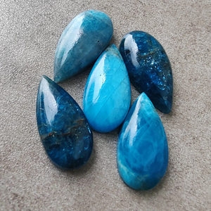 Apatite néon AAA+ cabochon en forme de poire, dos plat, pierre précieuse calibrée pour la fabrication de bijoux - Product Image 4