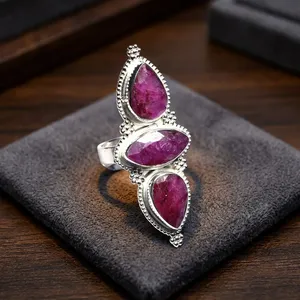 925 Sterling Silver Red Quartz Three Stone Statement Ring Natural Gemstone Handmade Vintage Jewelry Everyday Wear - Product Image 2