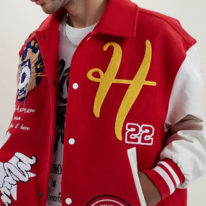 เสื้อแจ็คเก็ตวาร์ซิตี้สีแดงสำหรับผู้ชาย ปักตัวอักษร H ดีไซน์ปกเสื้อพับได้ สไตล์พรีปปี้ เหมาะสำหรับใส่ในฤดูใบไม้ร่วง - Product Image 4