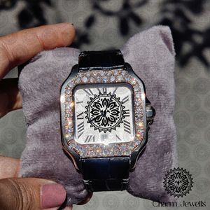 Montre mécanique de luxe Charm Jewells en acier inoxydable, affichage analogique de la date, boîtier carré 40 mm, unisexe, mode, résistance à l'eau 10 bars - Product Image 1
