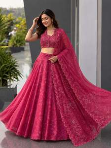 Conjunto de lehenga, blusa y dupatta de diseñador para fiesta, con estampado digital y bordado de lentejuelas, completamente cosido y listo para usar. - Product Image 3