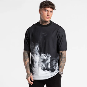 Ensemble t-shirt et short graphiques oversize pour homme – Tenue décontractée d'été deux pièces – Vêtements streetwear – Vente en gros – Fabrication pakistanaise - Product Image 2