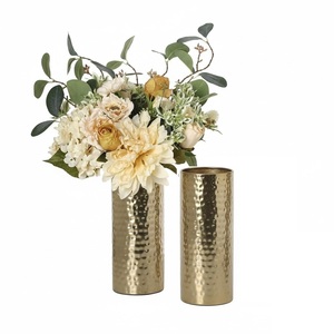 Moderno Centro de Mesa Decorativo Artesanal, Florero de Metal con Acabado de Cobre Martillado, Hecho a Mano, para Decoración del Hogar - Product Image 5