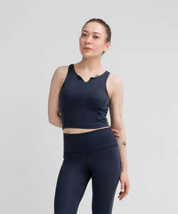 Camiseta sin mangas transpirable y sin costuras para mujer con cuello en V |   Camiseta Interior Básica Elástica Informal con Logotipo Frontal para Uso Diario - Product Image 2