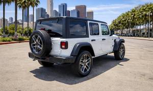 Jeep Wrangler 2024 LIMPIO, Nuevo, con Mejoras, Jeep Wrangler Rubicon Usado, SUV, Año del Modelo 2023 - Product Image 2