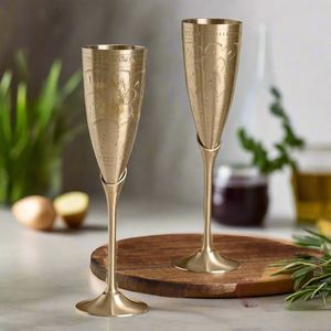 Elegant Brass Vine Pattern Glass Decorative Metal Wine Glass for Kitchen Home Bar Dining <b>Table</b> Luxury Serveware - Product Image 5