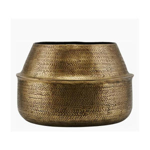 Jarrón de Hierro Estilo Vintage con Acabado Rústico, Soporte para Flores para Decoración del Hogar, Bodas y Arreglos de Mesa - Product Image 3