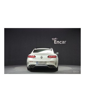 Mercedes-Benz Classe E E53 AMG 4MATIC+ Coupé Modèle Juin 2022 avec 75 184 km Boîte de vitesses automatique Volant à gauche Caméra arrière - Product Image 4