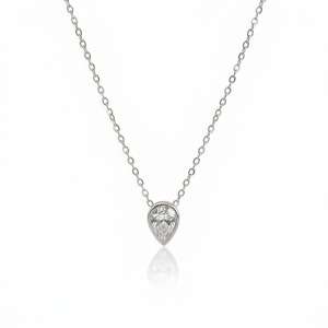 Colgante de compromiso solitario con diamante cultivado en laboratorio de 0.50 ct, corte pera, engaste de bisel en forma de lágrima, en oro puro de 10K/14K, regalo para ella. - Product Image 2