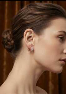 Boucles d'oreilles clous en or massif 9K avec perles d'eau douce et pierres naturelles, serties griffes en forme de fleur, plaqué or rose, style Iced Out, bijoux d'oreille pour femme - Product Image 2