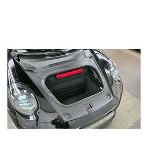 2023 para Porsche 911 Carrera 4 GTS con Cámara Trasera, Volante a la Izquierda, 33,926 km - Product Image 6