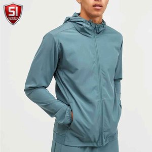 Ensemble de survêtement à capuche pour homme Sumroos Industry, manches longues, couleur unie, polyester léger, fermeture éclair, tenue sportive pour le printemps - Product Image 3