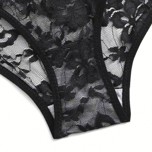 Ensemble de lingerie en dentelle florale noire, soutien-gorge triangle sans armatures et culotte bikini pour femme - Product Image 6