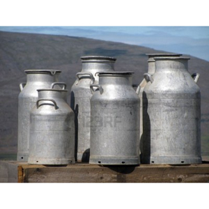 Bidon à lait vintage galvanisé avec bande de corde rustique, artisanal, conçu pour les intérieurs décoratifs et fonctionnels - Product Image 4