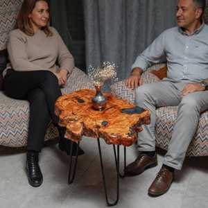 Luxury Modern Handmade Acacia Wood Epoxy Resin Log Coffee <b>Table</b> Waterproof Living Room Furniture Decoration - Product Image 4