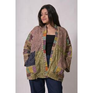 Veste en coton patchwork avec travail de miroir, manteau bohème fait main, veste ethnique vintage indienne, veste bohème pour femme pour les festivals - Product Image 1