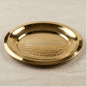 Premium <b>Mirror</b>-Finish Gold Banquet Tray – Large Symmetrical Oval Server - Product Image 1