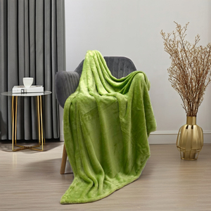 Manta de lana de coral acolchada suave ultra cálida, diseño escandinavo inspirado en Hygge acogedor con toque de estilo occidental - Product Image 1