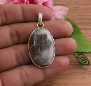 Pendentif en jaspe naturel, argent sterling 925 plaqué platine, collier minimaliste vintage en pierres précieuses, charme en pierre unisexe, vente en gros - Product Image 4