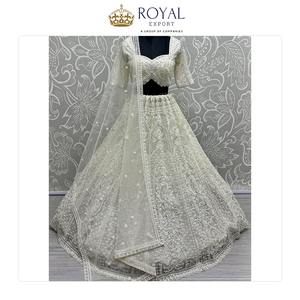 Vêtements indiens de mariage de qualité supérieure, en tissu filet doux avec travail de broderie et de miroir, Lehenga Choli pour mariée - Product Image 4