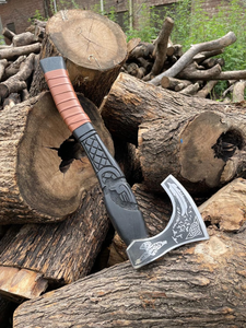 Hache Viking Nordique Sculptée Personnalisée en Gros, Hachette de Survie en Plein Air, Hache de Camping Forgée à la Main, Hache Ornementale Tomahawk avec Étui en Cuir - Product Image 5
