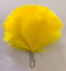 ขนไก่งวงสีเหลืองที่ย้อมสี ออกแบบมาเพื่อใช้เป็นขนประดับ ซึ่งเป็นขนนกที่ใช้กับหมวกแบบดั้งเดิม เช่น หมวก Glengarry หรือ Balmoral - Product Image 6