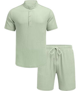 ชุดเซ็ตแทรคสูทผู้ชายสำหรับฤดูหนาวปี 2025 เสื้อเฮนลีย์แขนสั้นเนื้อผ้าพิเศษและกางเกงขาสั้นทรงหลวม ระบายอากาศได้ดี แห้งเร็ว - Product Image 2