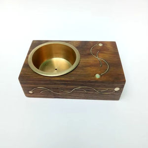 Quemador de Incienso de Madera Hecho a Mano con Recipiente Interior de Metal, Difusor Aromático para Decoración del Hogar, Uso en Todas las Estaciones, Material de Madera - Product Image 2