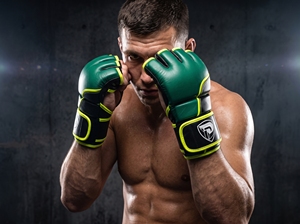 ถุงมือ MMA Dumela International EVO หนังวัวแท้ สีเขียว ทนทาน ใช้ได้ทุกฤดู ป้องกันได้ดี - Product Image 1