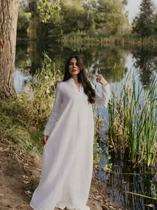 Robe longue ample vintage blanche pour femme, manches longues, en lin doux, style cottage core, robe d'été - Product Image 2
