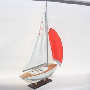 Modelo de Barco de Vela de Madera DRAGON YACHT - Modelo Pintado a Mano y Hecho a Medida - Product Image 6