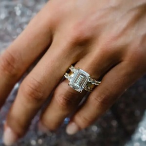 New Design 925 Sterling <b>Silver</b> 4.5 Carat <b>Emerald</b> Cut Moissanite Diamond Wedding Engagement <b>Ring</b> Gold Plated D Color& VVS Clarity - Product Image 5