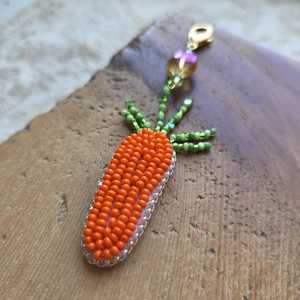 Handmade Beaded Carrot Keychain Cute <b>Vegetable</b> <b>Bag</b> Charm Mini Pendant Key Ring Gift Custom Logo Wholesale Supplier - Product Image 2