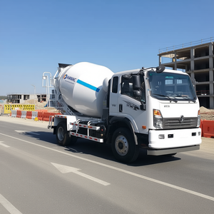 Camion malaxeur à béton 8 mètres cubes, puissance 129 kW, pour usage en construction - Product Image 3