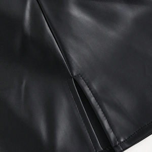 Jupes courtes vintage 100 % polyester à boutons pour femmes, mini, coupe trapèze, ajustées, avec fente latérale, vente en gros - Product Image 6