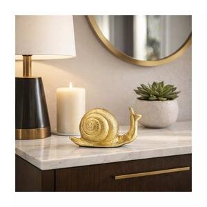 Sculpture de Escargot Doré Décoration de Table Figurine Artistique Moderne pour Salon 1 Pièce Design Moulé Plaqué Or - Product Image 2