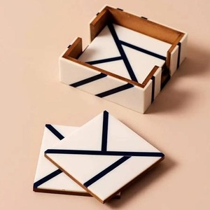 Juego de Posavasos de Madera y Resina Hechos a Mano, Cuadrados y Redondos, con Soporte |   Decoración Elegante para Protección de Mesa - Product Image 3