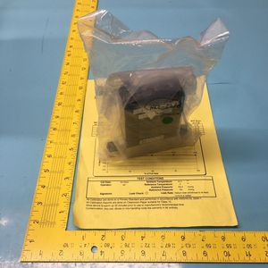 Controlador de Flujo Másico Aera FC-980, MFC, SiH4, 500 - Equipo y Piezas de Semiconductores de Confianza de Marca Global - Product Image 1