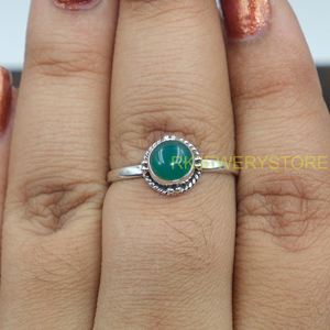 Bague en argent sterling 925 avec onyx vert naturel, faite à la main, cabochon, bijoux minimalistes bohèmes pour femmes, fournisseur en gros - Product Image 5