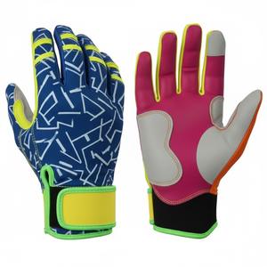 Gants de frappe hybrides haute performance - Paume en cuir et dos en Lycra extensible pour une flexibilité et une circulation d'air maximales - Product Image 1