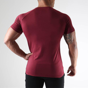 Camiseta Deportiva de Manga Corta para Hombre, Cuello Redondo, Ajustada, de Secado Rápido, Antiarrugas, Tejida en Spandex/Poliéster, Color Borgoña/Negro, Venta al Por Mayor de Fábrica - Product Image 5