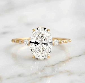 Anillo de Compromiso de Diamante Natural con Corte Ovalado en Oro Amarillo para Mujer, Estilo Clásico, Certificado por GIA - Product Image 1