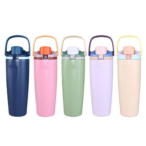 <b>Extra</b> <b>Large</b> Capacity Sports Flask With Easy Carry Finger Loop And Reusable Straw For Maximum Hydration Efficiency - Product Image 2