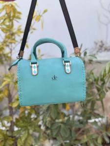 Bolso Tote de Cuero Tallado a Mano, Estilo Bohemio Gitano, Nuevo, con Patrón a Cuadros, Estilo Occidental, Color Turquesa, Multiusos - Product Image 4