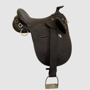 Silla de montar australiana personalizada de cuero genuino con armazón de madera, asiento profundo y duradera para equitación, suministro al por mayor - Product Image 1