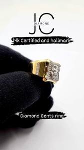 Elegante anillo de oro cultivado en laboratorio con diamantes artificiales para caballeros - Product Image 3